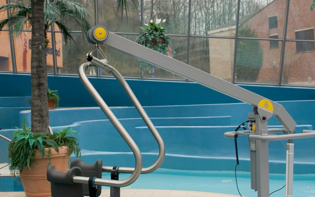 ¿Es obligatorio instalar una grúa de piscina? Lo que dice realmente la normativa española