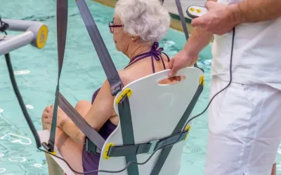 Cómo hacer accesible una piscina comunitaria: qué exige la normativa y qué soluciones funcionan realmente